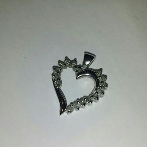 Heart Pendant 10k White Gold No chain